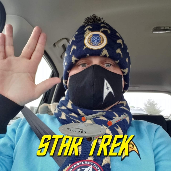 Profile Picture of J david Weter (@gnatboy) on Poshmark