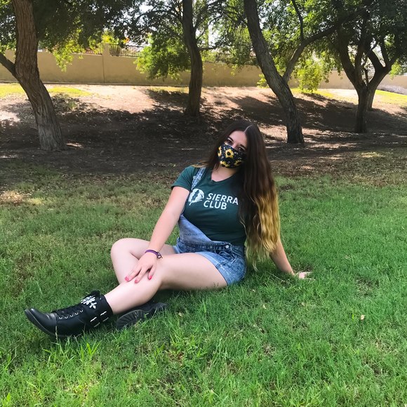 Profile Picture of Kristiana Faddoul (@kfaddoul) on Poshmark