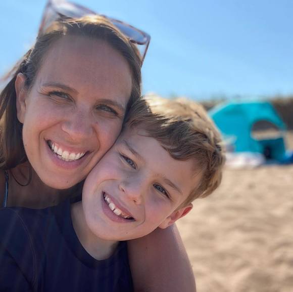 Profile Picture of Anna Hoyme (@anna_hoyme) on Poshmark