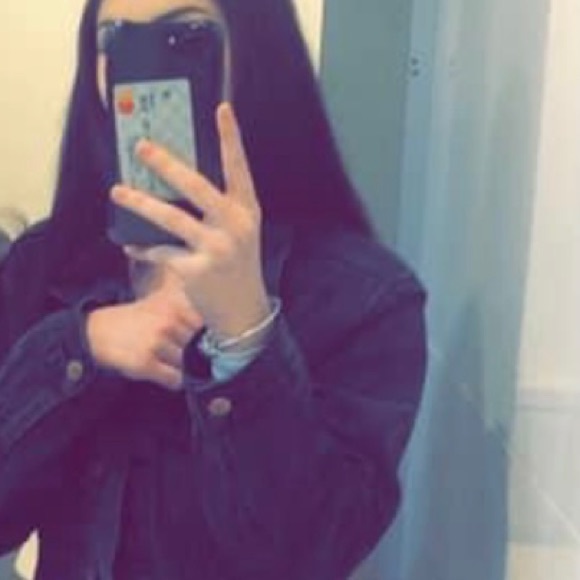 Profile Picture of Claire Morgan (@claiiremorgan) on Poshmark