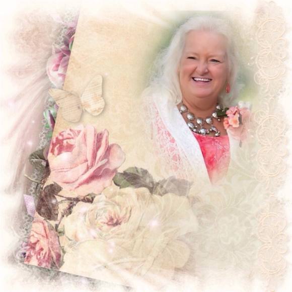 Profile Picture of Cindy Woodall (@starsfellonbama) on Poshmark