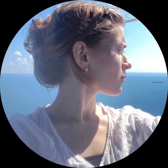 Profile Picture of Drusilla Stuart (@sexyguy86bitmap) on Poshmark