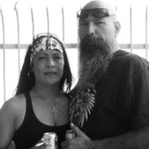 Profile Picture of Renee Gamboa (@diggz88) on Poshmark