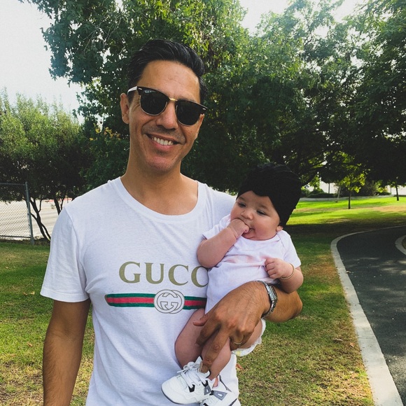 Profile Picture of Ray Munoz (@rmunoz41) on Poshmark