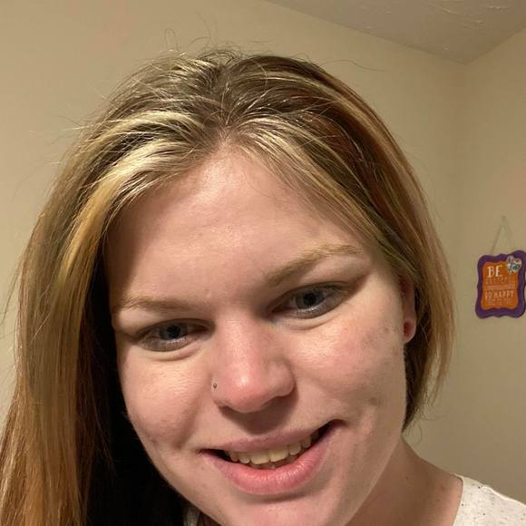 Profile Picture of Amanda Pendergrass (@pappawsgirl) on Poshmark