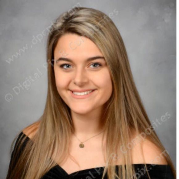 Profile Picture of Kendall Ward (@kendall5799) on Poshmark