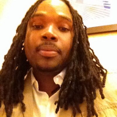 Profile Picture of Jeffrey Raymond (@thebassplayer21) on Twitter
