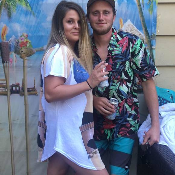 Profile Picture of Josie Holt (@josieh98922) on Poshmark