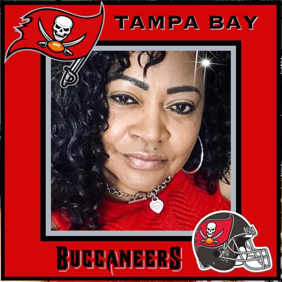 Profile Picture of Eunice Dupree donaldson (@emd1289) on Poshmark