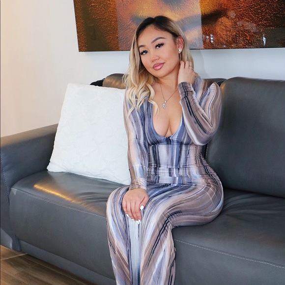 Profile Picture of Anh Tang (@cakeandmilk) on Poshmark