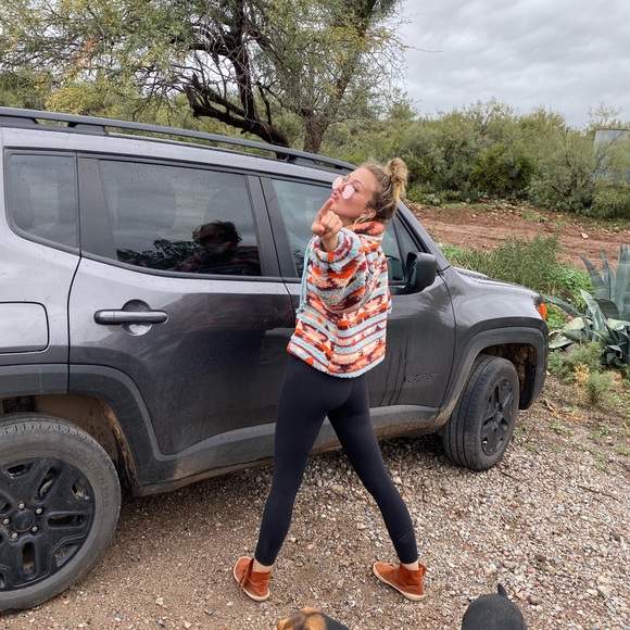 Profile Picture of Maizy Vigil (@maizyvigil) on Poshmark