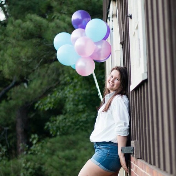 Profile Picture of Erin Whelan (@erinmichellew) on Poshmark