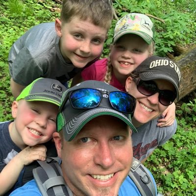 Profile Picture of Curt Elmore (@ElmoreFarms) on Twitter