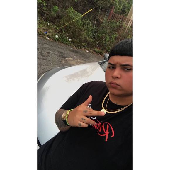 Profile Picture of Jorge Trinidad (@jorgetrinidad8) on Poshmark