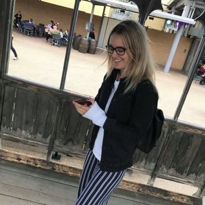 Profile Picture of Zoe (@Walsh_Zoe7) on Twitter