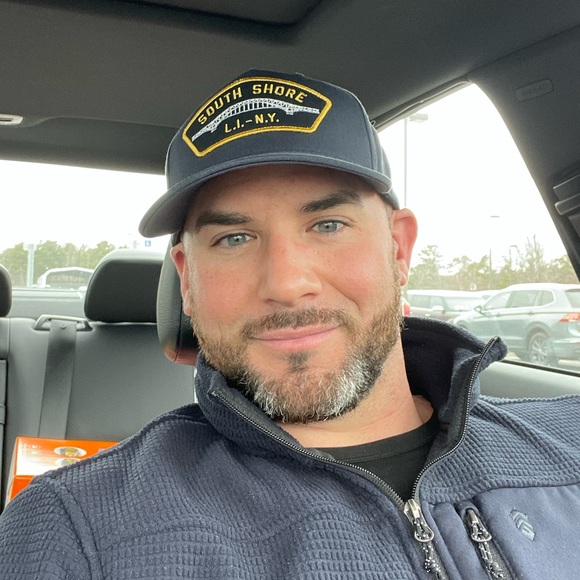 Profile Picture of Daniel Donaghy (@daniel_donaghy) on Poshmark