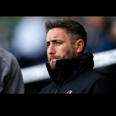 Profile Picture of Lee Johnson (@LeeJohnsonCoach) on Twitter