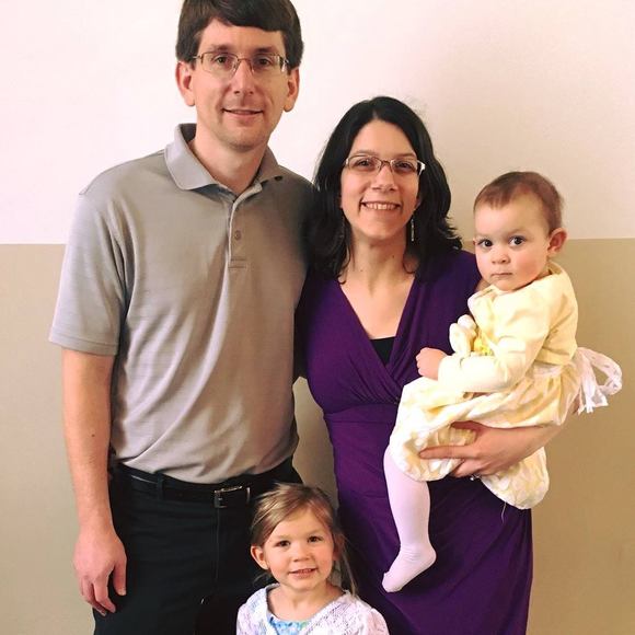 Profile Picture of Emma James (@emmajames175) on Poshmark