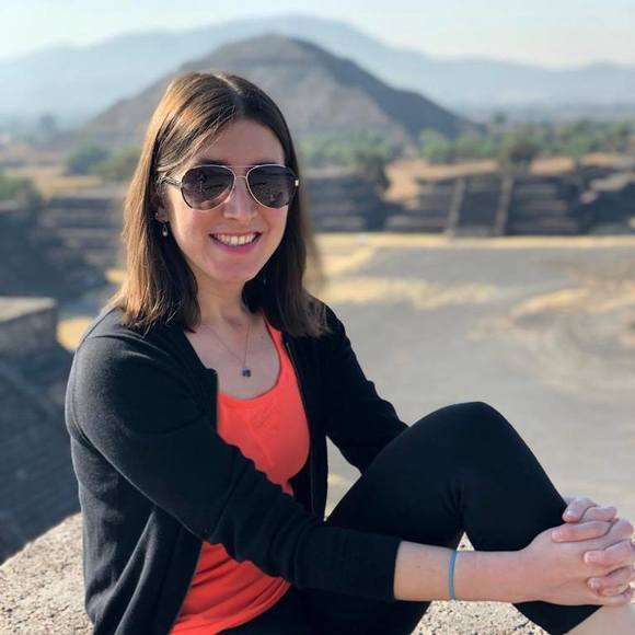 Profile Picture of Dara Heimowitz (@grapes4390) on Poshmark