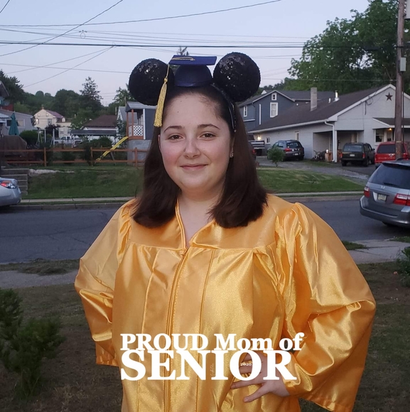 Profile Picture of Tammy Calvaresi (@mrsc715) on Poshmark