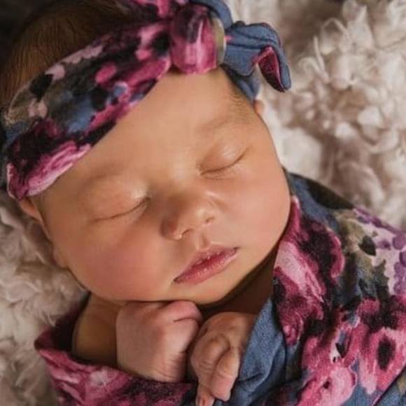 Profile Picture of Tonya Mickan (@mickan89) on Poshmark