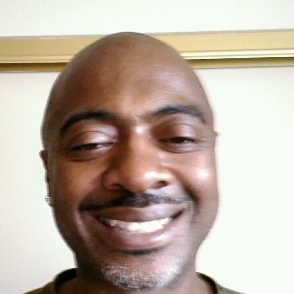 Profile Picture of Dominic Walker (@domwalk818) on Poshmark