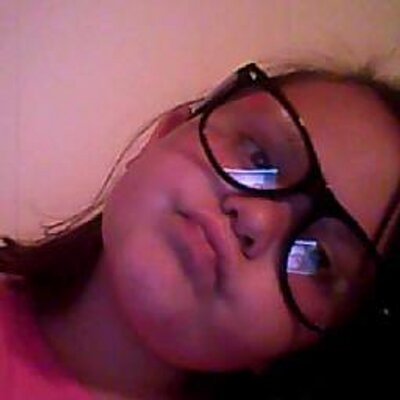 Profile Picture of Lillian Sands (@snozzelberries8) on Twitter
