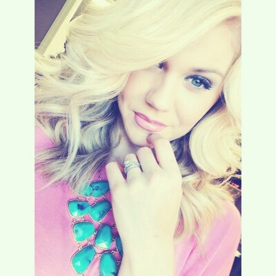 Profile Picture of Avery Hill (@AveryJeanDavis) on Twitter