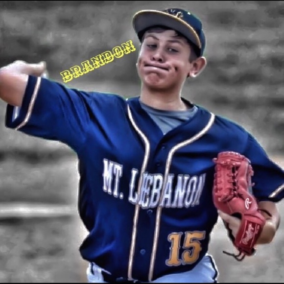 Profile Picture of Brandon Crowley (@1234567891012) on Poshmark