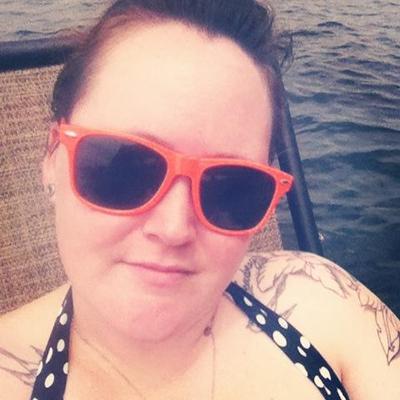 Profile Picture of Amy Purcell (@amos80) on Twitter