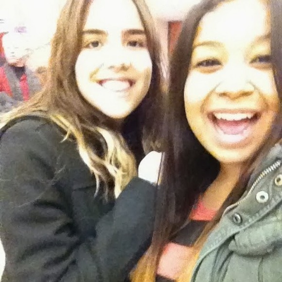 Profile Picture of Heide Hernandez (@heideh) on Poshmark