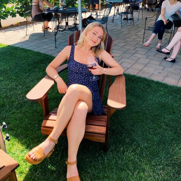 Profile Picture of Katelyn Beilby (@katelynblb) on Poshmark