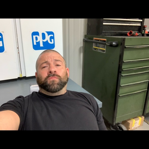 Profile Picture of Eric Hannah (@ehannah247) on Poshmark