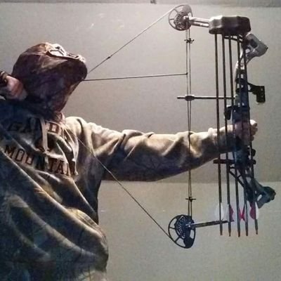 Profile Picture of Briar Maynard (@briar_maynard) on Twitter