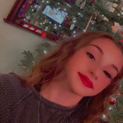 Profile Picture of Whitney Farrell (@Whitneyf1614) on Twitter