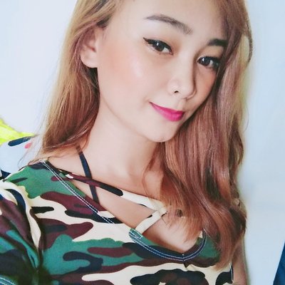 Profile Picture of EvaShy (@EvaShy3) on Twitter