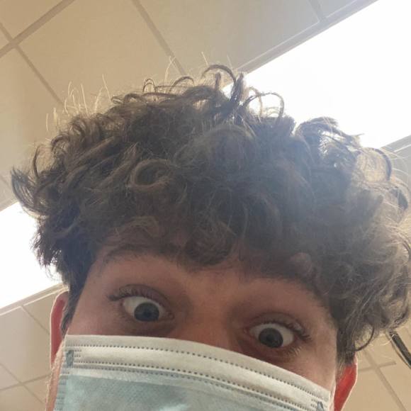 Profile Picture of Jeremy Godeaux (@jeremygodeaux5) on Poshmark