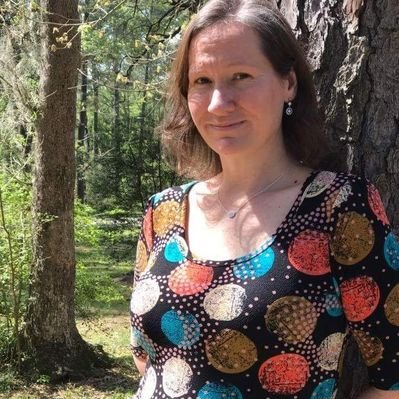 Profile Picture of Mandy Conrad (@BeYouLuLaRoe) on Twitter