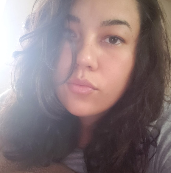 Profile Picture of Monica Franco (@mfranco0612) on Poshmark