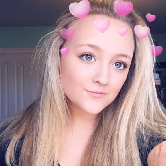 Profile Picture of Haley Boyd (@haley_814) on Poshmark