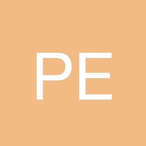 Profile Picture of Patricia Exstrom (@patexstrom) on Poshmark