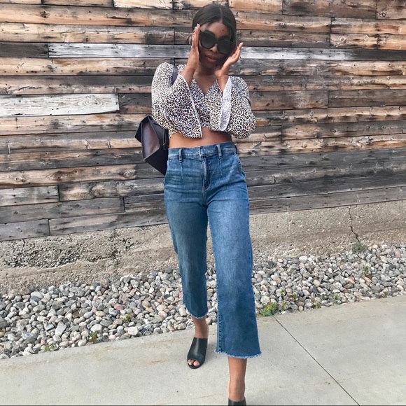 Profile Picture of Camille Dumont (@camilledumontt) on Poshmark