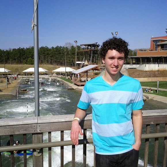 Profile Picture of Braedon Wieseler (@wies8539) on Poshmark