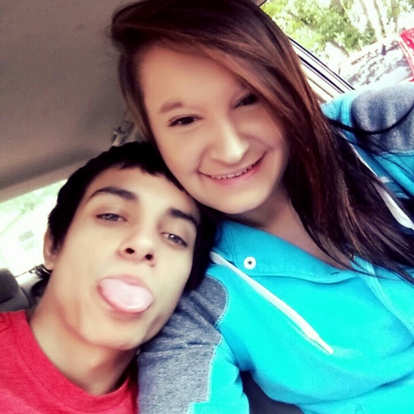 Profile Picture of Victoria Berkner (@vberkner20) on Poshmark