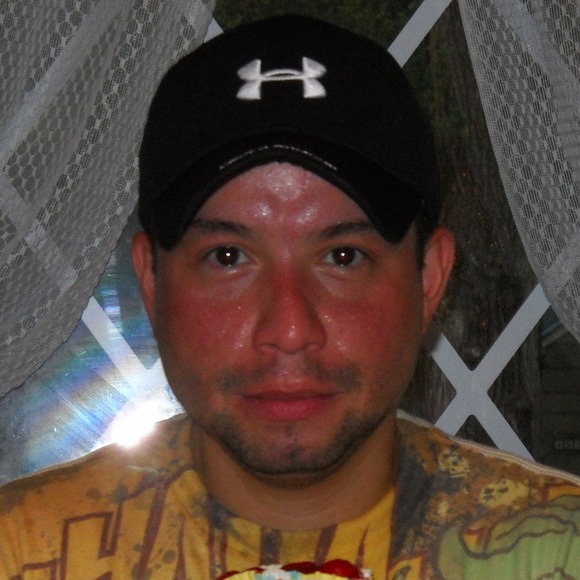 Profile Picture of Armando Bayardo (@asbayardo) on Poshmark