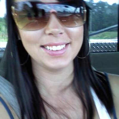 Profile Picture of Brooke Jeffries (@flyingjfarms) on Twitter
