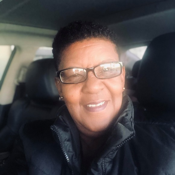 Profile Picture of Deborah Ventroy (@ventroyd) on Poshmark