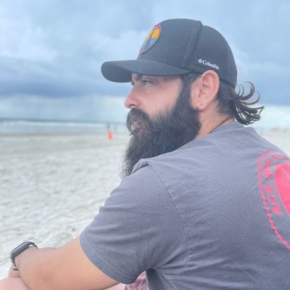 Profile Picture of Maickel alexandre Campos (@maickelcampos) on Poshmark
