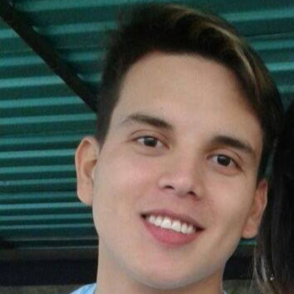 Profile Picture of Daniel Rojo (@danielrojo1994) on Poshmark