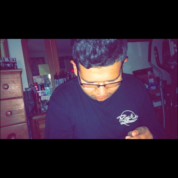 Profile Picture of Sergio Rocha (@http_sergio) on Poshmark